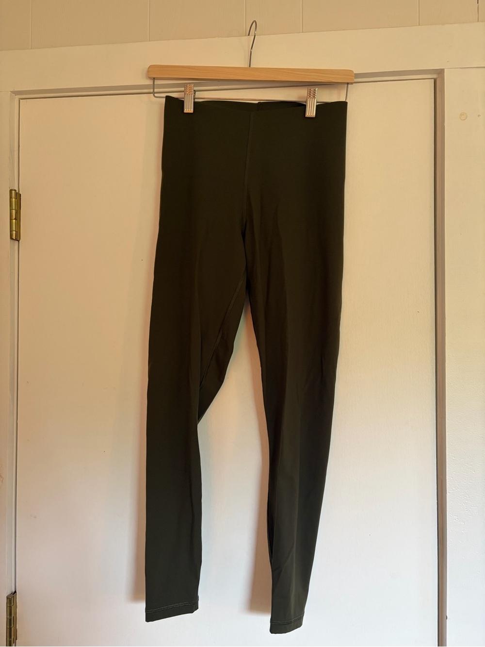 Everlane Olive Green Perform Leggings